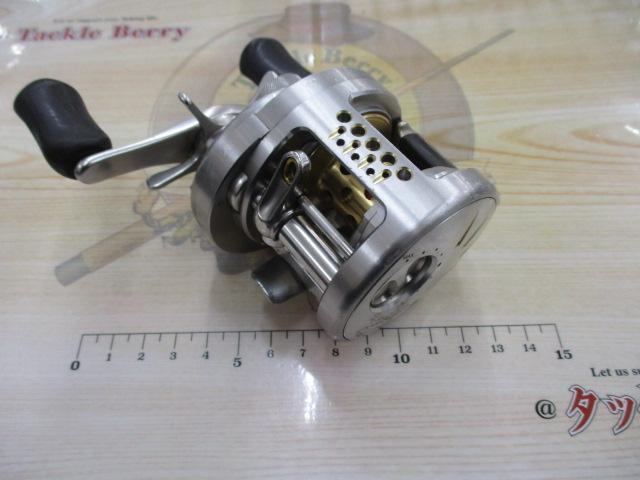 シマノ　03カルカッタコンクェスト200DC　中古 03カルカッタコンクエスト 200DC｜＠ベリーネット 日本最大新品