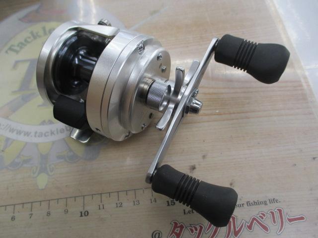 シマノ　オシアカルカッタ200HG シマノ(SHIMANO) 11オシアカルカッタ 200HG(右ハンドル) ○廃番