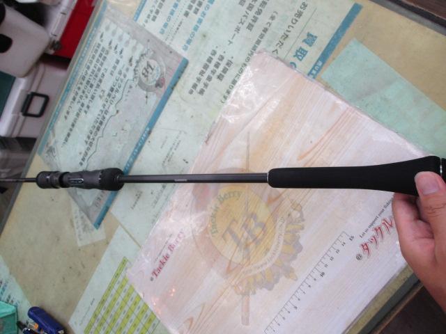 【超美品】23 オシアジガー B 510-3(ベイト・ワンピース) シマノ オフショアロッド 23オシアジガー B 510-3 (ベイト 1