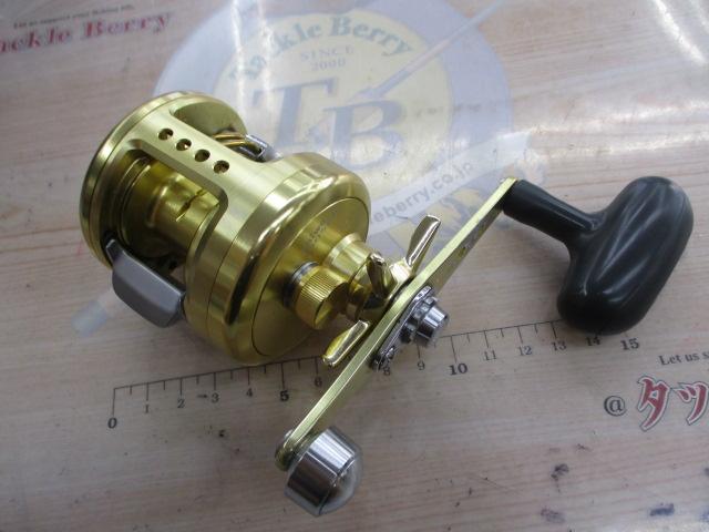 未使用　ダイワ　Daiwa 100SFR ミリオネア　CV-Ｚ　ルアー　ゴールド ダイワ(Daiwa) ミリオネア CV-Z 103 00613822｜アウトドア用品