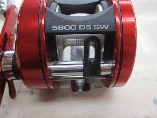 5600D5 SW レッド｜＠ベリーネット 日本最大新品中古釣具WEBショップ