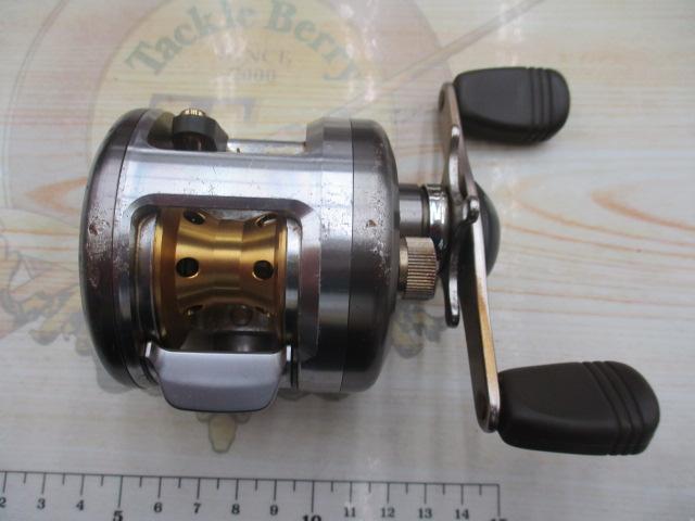 【tkfishing】ダイワ　ミリオネア CV-X 203　【美品】 ダイワ(Daiwa) ミリオネア CV-X 203 00613833｜アウトドア用品