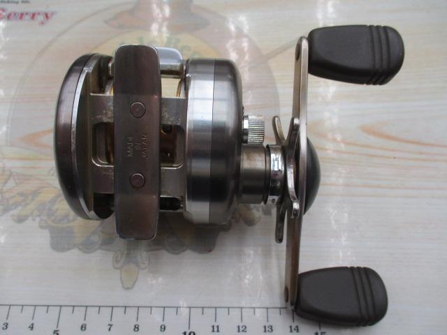 【tkfishing】ダイワ　ミリオネア CV-X 203　【美品】 ダイワ ミリオネア CV-Z 203 ベイトリール ライトジギング 船