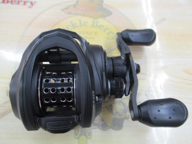 Abu Garcla ROXANI BF8-L ベイトリール　中古 Abu Garcla ROXANI BF8-L ベイトリール 中古 Abu Garcia アブ