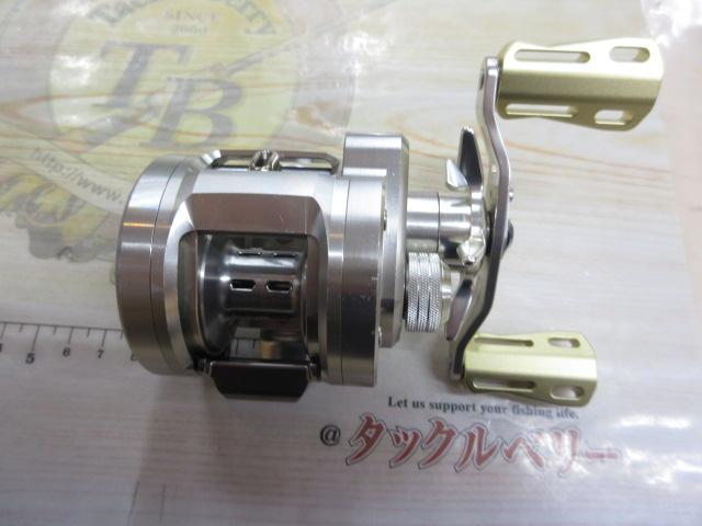 ダイワ リョウガ 1016H 右巻き ※中古品になります ダイワ リョウガ 1016H 右巻き ※中古品になります リール