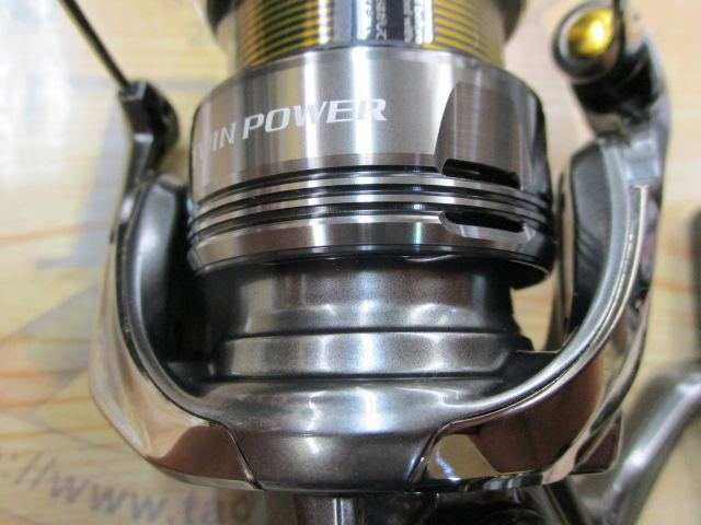 ラスト1台 未使用品 SHIMANO 24 ツインパワー C2500SXG 24ツインパワー C2500SXG｜＠ベリーネット 日本最大新品中古釣具