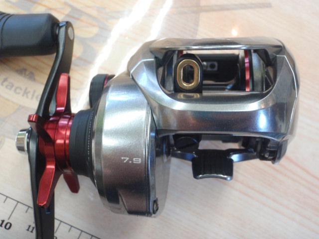 シマノ　21スコーピオンMD 300XG シマノ 21 スコーピオンMD 300XG RIGHT (右ハンドル) 2021年