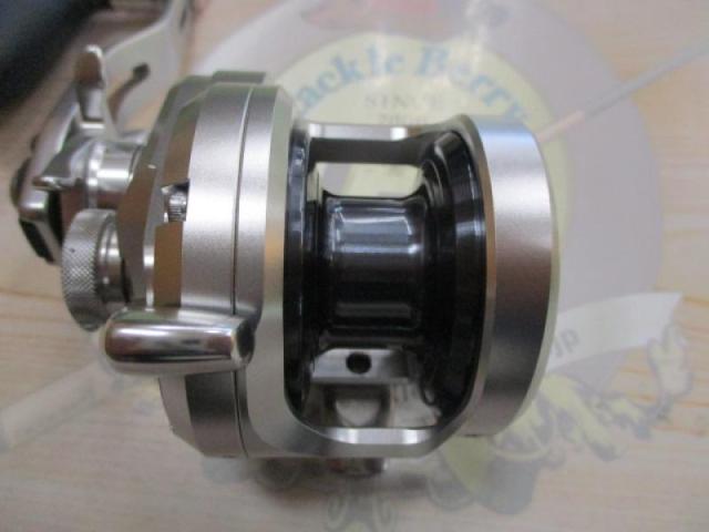 17オシアジガー 1001HG シマノ（SHIMANO）】17 オシアジガー 1000HG｜Fishing Japan by