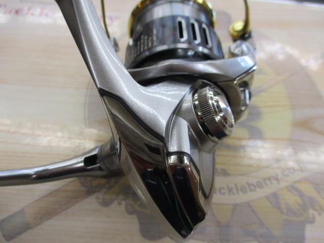 15ツインパワー 2500S シマノ(SHIMANO) 15 ツインパワー 2500S 033673｜アウトドア用品