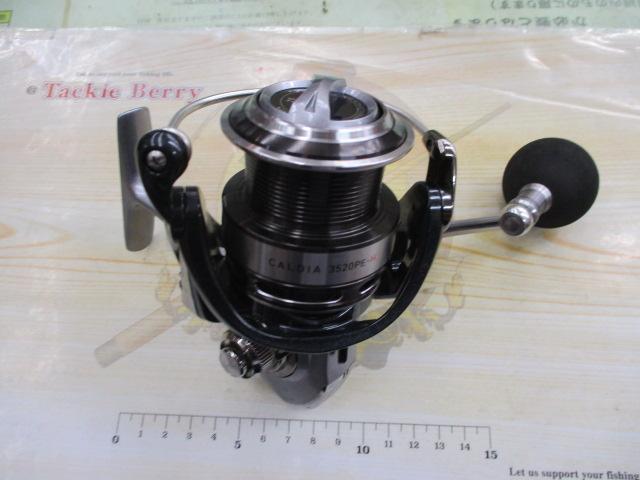 ダイワ　カルディア　3520 PE-H ダイワ 14カルディア 3520PE-H/R426M 美品 スピニングリール