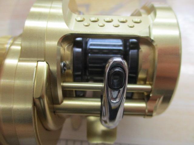 15オシアコンクエスト　200PG 未使用品 Amazon | シマノ(SHIMANO) ベイトリール 両軸 15 オシア コン