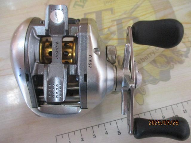 シマノ　04スコーピオンmg　1000 04スコーピオンMG1000という名機。軽量ボディ・小径スプールの