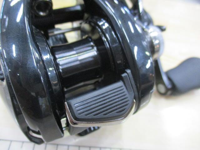 新品未使用　シマノ　24メタニウムDC 70HG シマノ 24 メタニウム DC 70HG 右ハンドル (2024年モデル