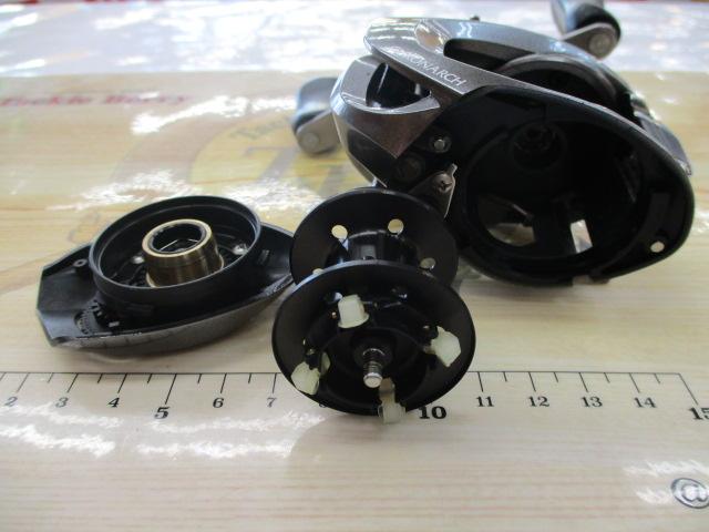 SHIMANO クロナークMGL 150HG ベイトリール Amazon | シマノ(SHIMANO) ベイトリール 17 クロナーク MGL 150