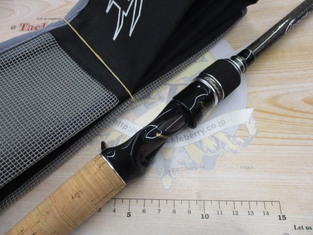 【新品未使用　美品】　メガバス　オロチカイザ　F7  70K OROCHI XXX(オロチカイザ) 2piece F7-70K 2P ロッド | Megabass