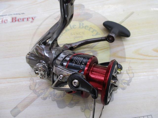 16ストラディックci4＋ c3000HG シマノ 16 ストラディックCI4+ C3000HG / スピニング リール