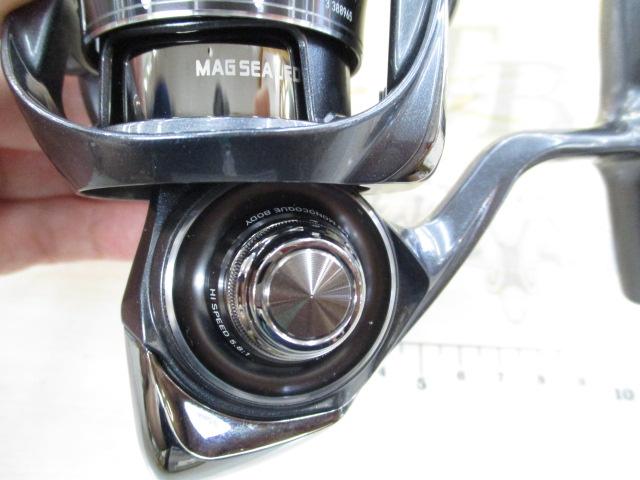 ダイワ　管245GP　24ルビアス LT2000S-H 本体のみ　ボディ　美品 ダイワ スピニングリール 24ルビアス ST SF2000SS-H(ST SF2000SS