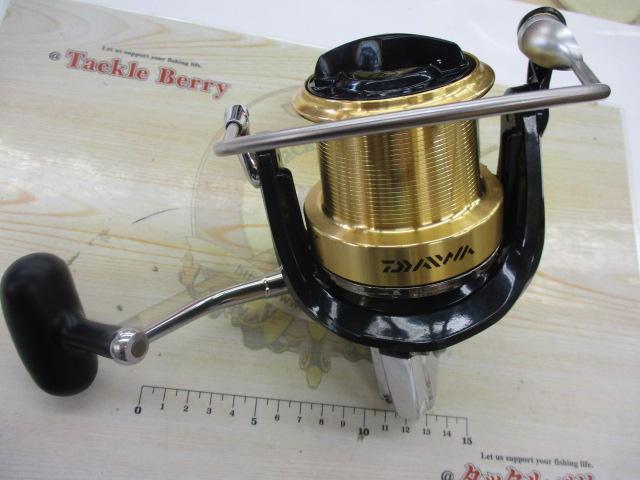 ウィンドウキャスト4000QD 新品未使用 DAIWA（釣り） ダイワ リール '17ウィンドキャスト 4000QD