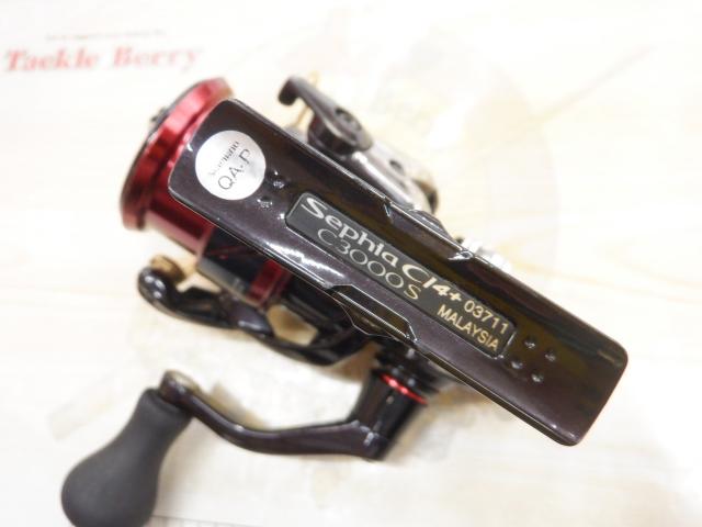 シマノ 17 セフィアCI4+ C3000S 03711 61rOjR7eMkL._AC_SY200_QL15_.jpg