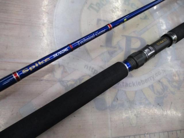 スパイク SK702ML