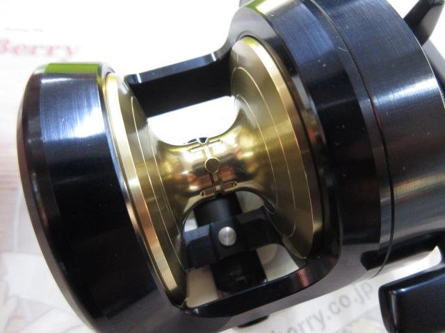 22ソルティガ 15HL-SJ 新品未使用 ダイワ(Daiwa) 22SALTIGA(ソルティガ) 15HL-SJ 左ハンドル