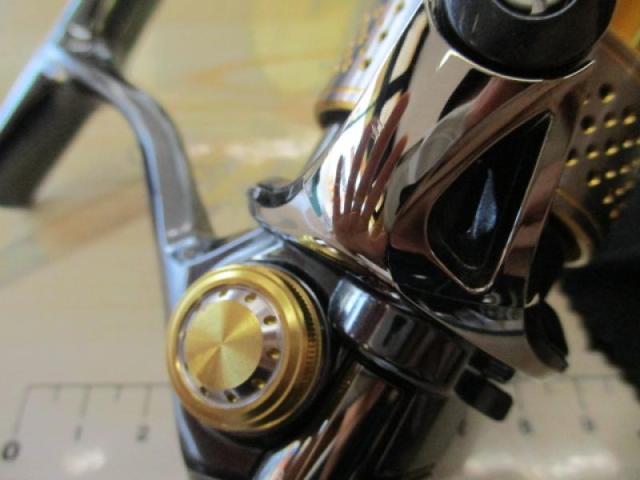 シマノ  希少 10ステラ   C2000HGS シマノ(SHIMANO) 10ステラ C2000HGS 024275｜アウトドア用品