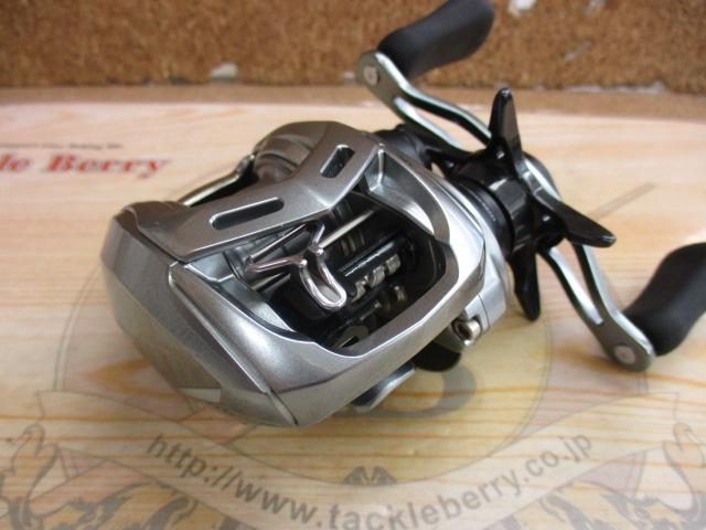 DAIWA アルファスSVTW 800S-HL 7:1 h中古 Amazon | ダイワ(DAIWA) バスベイトリール アルファス SV