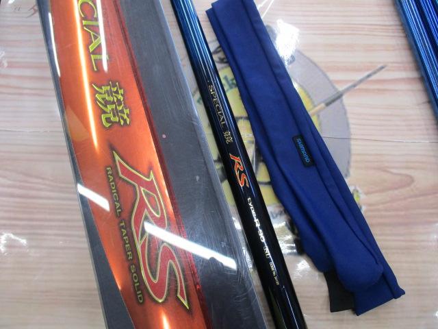 シマノ  鮎竿 競 RS type-R 90 NI Amazon | シマノ 鮎竿 競 RS type-R 90 NI ロッド | ノー