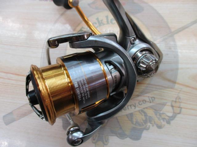 18フリームスLT2000S 最終値下げ 最終値下げ ダイワ スピニングリール 18フリームスLT2000Sク
