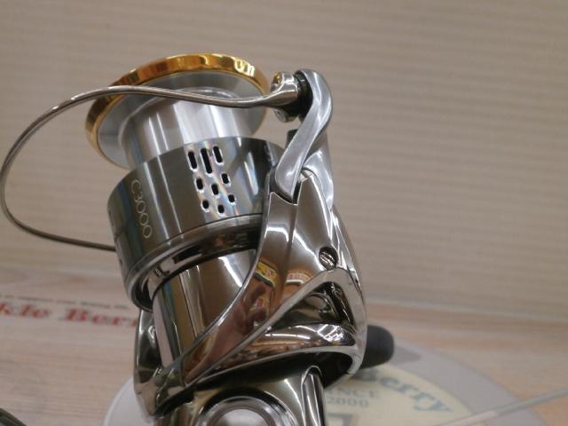 18ステラC3000 18ステラ2500・C3000 チタンブルー | Gizietor