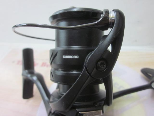 SHIMANO　23 エクスセンス　XR　c3000MHG 実釣未使用 シマノ スピニングリール 23エクスセンス XR C3000MHG【即日発送