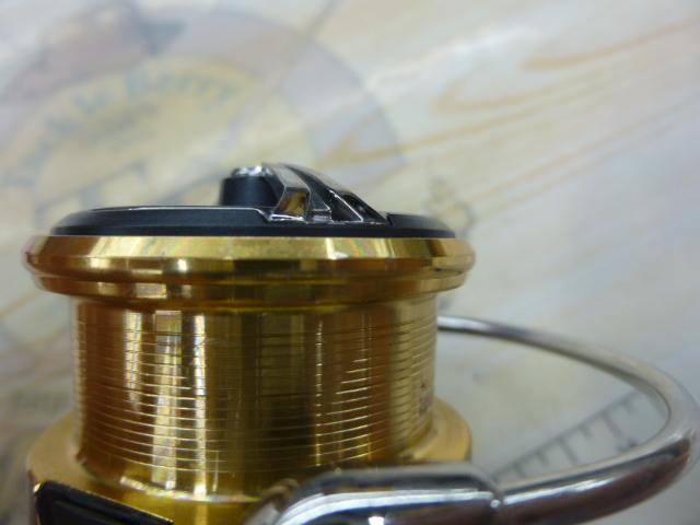 DAIWA 18 FREAMS LT2500S-DH フィッシングリール 極美品 18フリームス LT2500S-DH｜＠ベリーネット 日本最大新品中古釣具