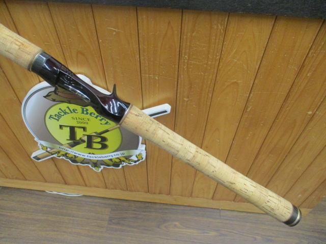 SHIMANO - シマノ　ワールドシャウラ 1651F−2（レッドタイプ） SHIMANO - シマノ ワールドシャウラ 1651F−2（レッドタイプ