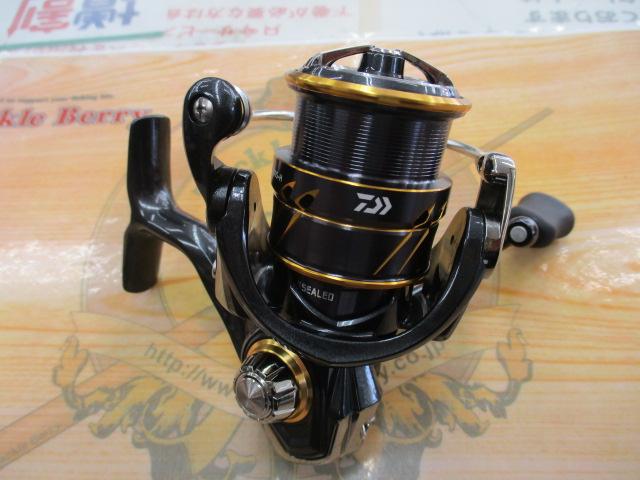 高橋さま専用ダイワ　21カルディアFC LT 2000S-H ダイワ カルディア FC LT2000S-H (リール) 価格比較 - 価格.com