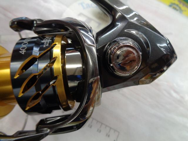 SHIMANO - シマノ20ツインパワー4000XG新品未使用 4000XG 25 ツインパワーXD SHIMANO(シマノ) 自重245g 4000XG
