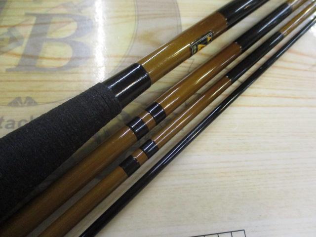 【美品】シマノ 朱紋峰 煉　13尺 口栓あり 1円〜 へら竿 シマノ 朱紋峰 煉 13尺