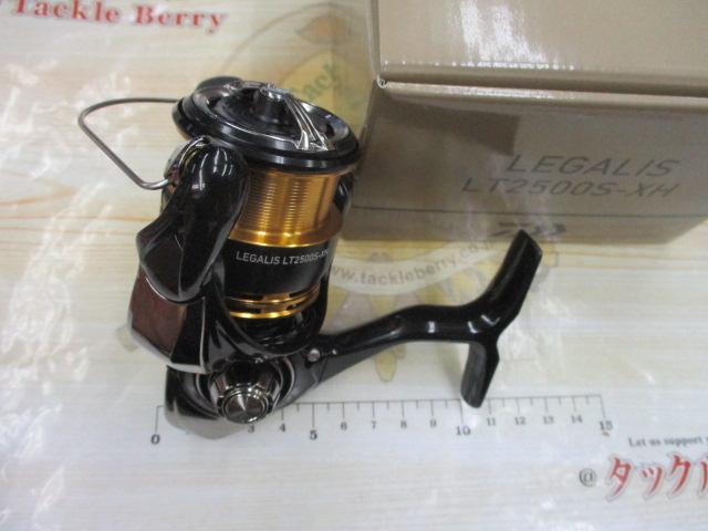23 レガリス　LT2500S-XH クイックドラグ付 DAIWA（釣り） ダイワ スピニングリール 23レガリス LT2500S-XH