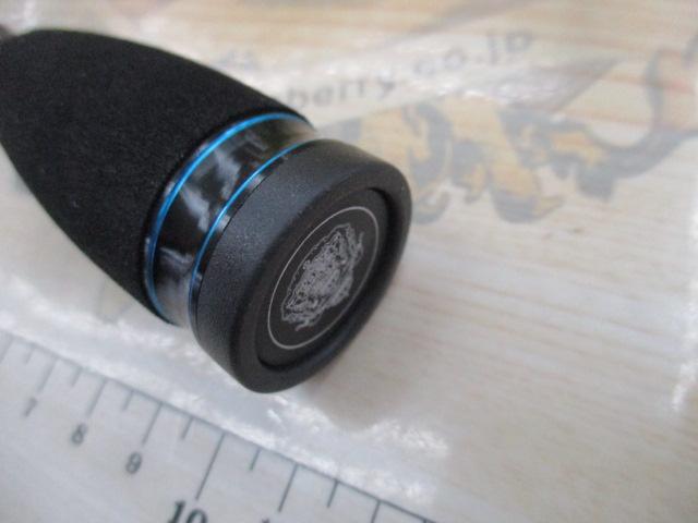 美品　ABU ソルティスタイル　メバル　STMS-762ULT-KR アブ ガルシア ソルティースタイル メバル STMS-762ULT-KR