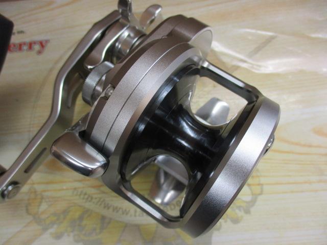 SHIMANO - シマノ 17オシアジガー2001NRPG 03674 極美品 シマノ オシアジガー 2001NR-PG (リール) 価格比較 - 価格.com
