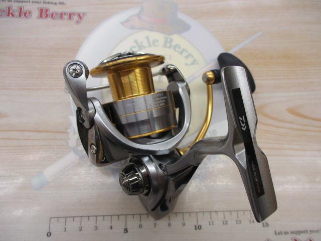 リール DAIWA FREAMS LT 3000D-C ダイワ フリームス LT3000 (リール) 価格比較 - 価格.com