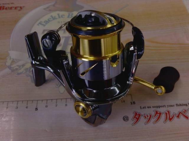 SHIMANO - SHIMANO　14ステラ　C2000HGS シマノ(SHIMANO) 14ステラ C2000HGS 032409｜アウトドア用品