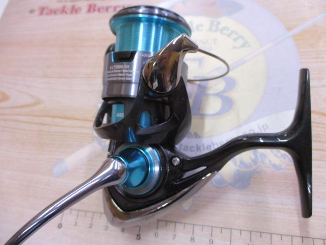 24エメラルダスX LT-2500XH ダイワ 24 エメラルダスX LT2500-XH-DH | リール,スピニング
