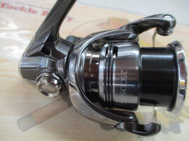 ✨美品 ✨　シマノ　24 ツインパワー 2500SHG中古 シマノ 24 ツインパワー 2500SHG (2024年モデル) スピニング