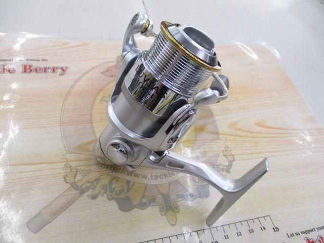 ダイワ 04 ルビアス 2004 日本製 JAPAN DAIWA LUVIA ダイワ(Daiwa) ルビアス 2004(浅溝タイプ) 00055233｜アウトドア