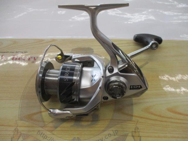 シマノ　15ストラディック3000HG　実釣未使用品 シマノ 15ストラディック3000HG 実釣未使用品 中古品/USED