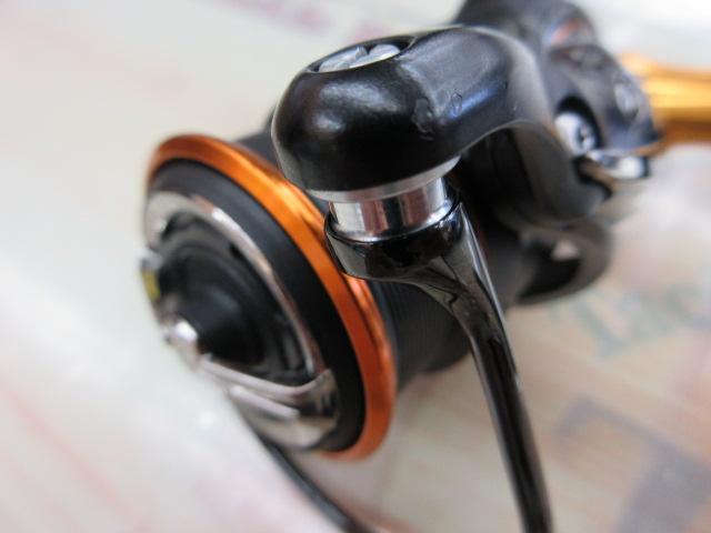 【極美品】21PRESSO　LT2000SS-P ダイワ スピニングリール 21 プレッソ LT2000SS-P 2021モデル