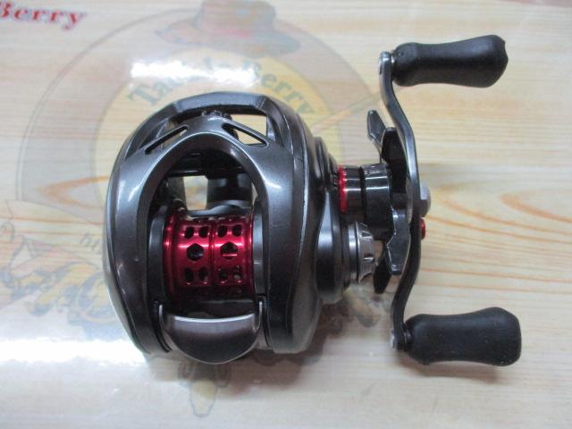 超美品　新品未使用DAIWA STEZ AIR TW 500xxhベイトリール DAIWA（釣り） ダイワ スティーズ AIR TW 500XXH 右ハンドル