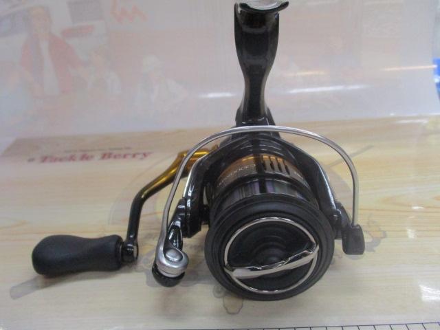 22ソアレBB C2000SSHG シマノ (取寄せ 8月末頃メーカー生産予定) シマノ 22 ソアレ BB