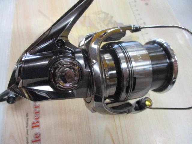 シマノ 24ツインパワー 4000MHG 新品・未使用 スピニングリール シマノ(SHIMANO) 24 ツインパワー 4000MHG ツインパワー ☆NEW