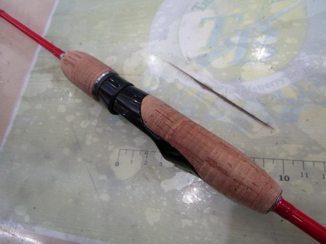 シルバーナブロスKR 63XUL レッド